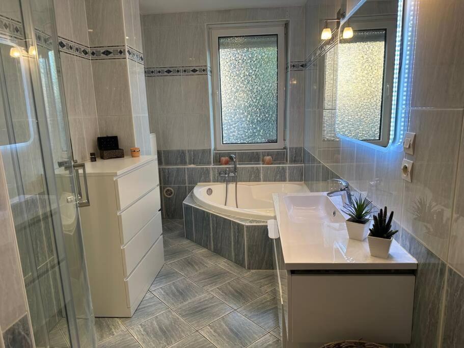 Le 40 Apartment แซร์กูมีนส์ ภายนอก รูปภาพ